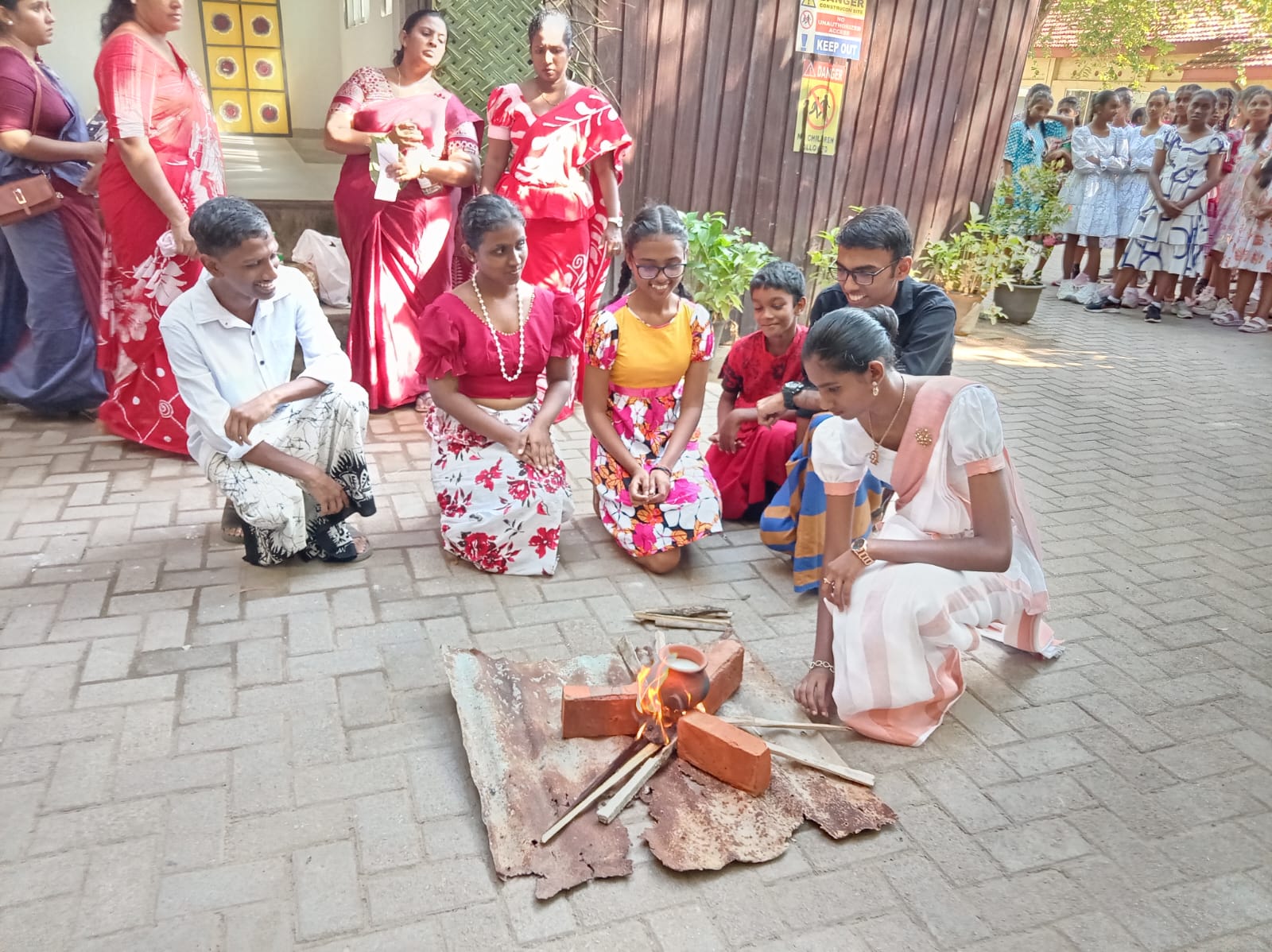 කිතුරද කොවුල් සර 2026